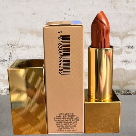 Burberry Limited Edition Satin Russet Kisses Lipstick in Russet 93 NIB - Picture 5 of 5